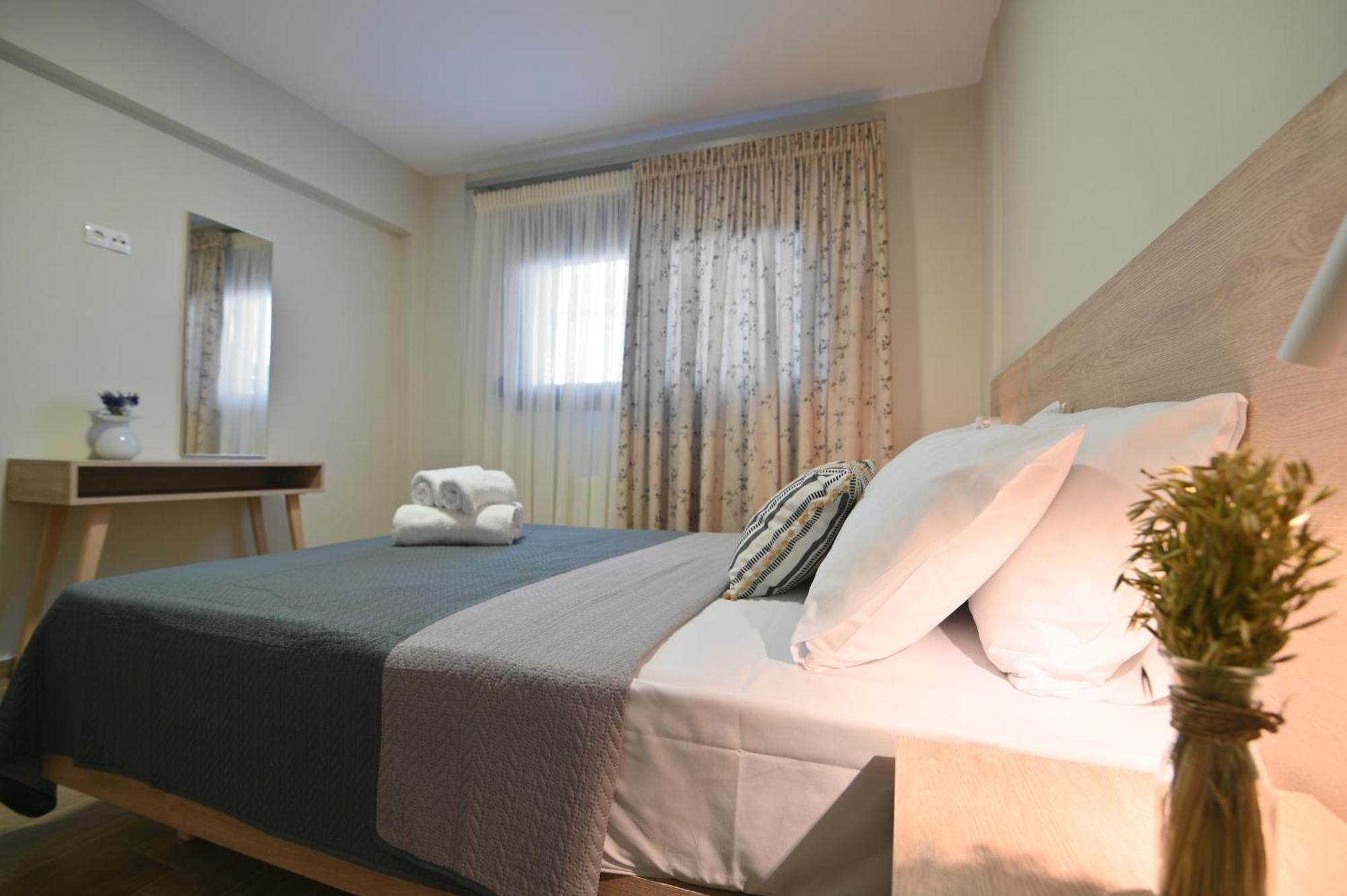 Niel Holiday Apartments, Panel Hospitality Homes & Villas Leptokarya  Exterior foto